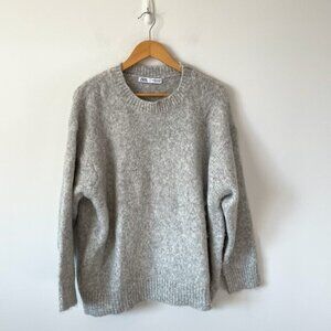 Zara Grey Soft Knit Crew Neck Sweater  Grey Sz Medium